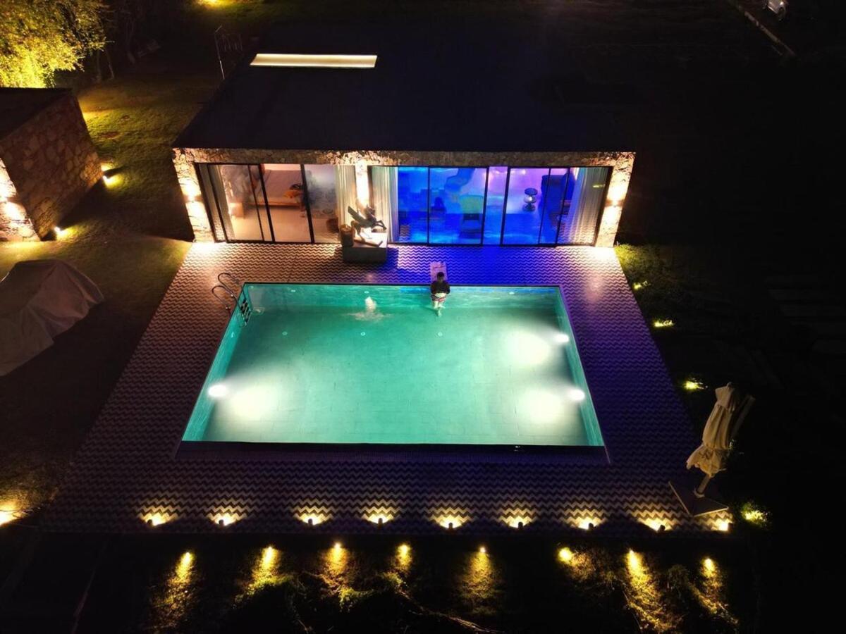 Kesar Farm House On The Lake Udaipur Luaran gambar
